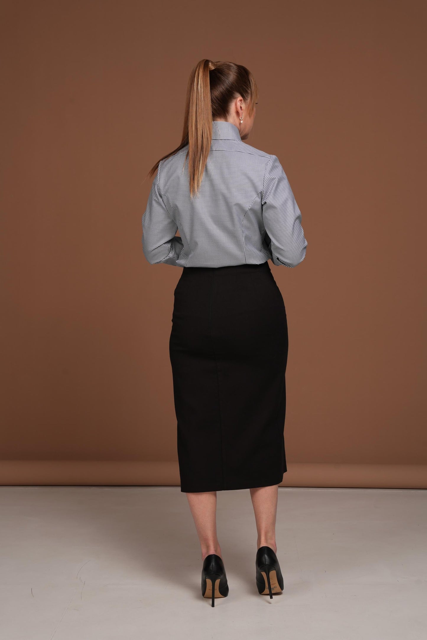 Houndstooth French Cuff Blouse: Fitted Black & White Cotton Shirt