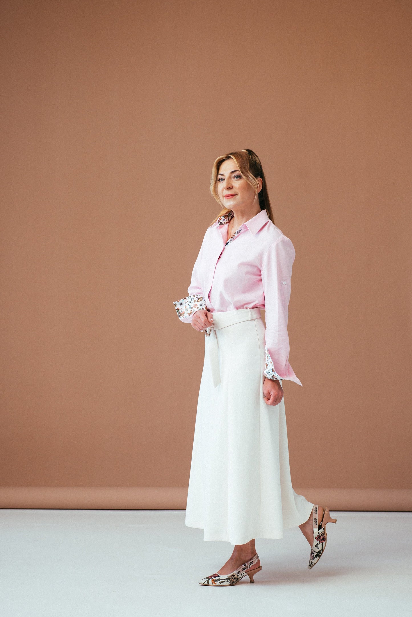 Pink Linen Cotton Shirt: Floral Accents, Long Sleeve Button Up