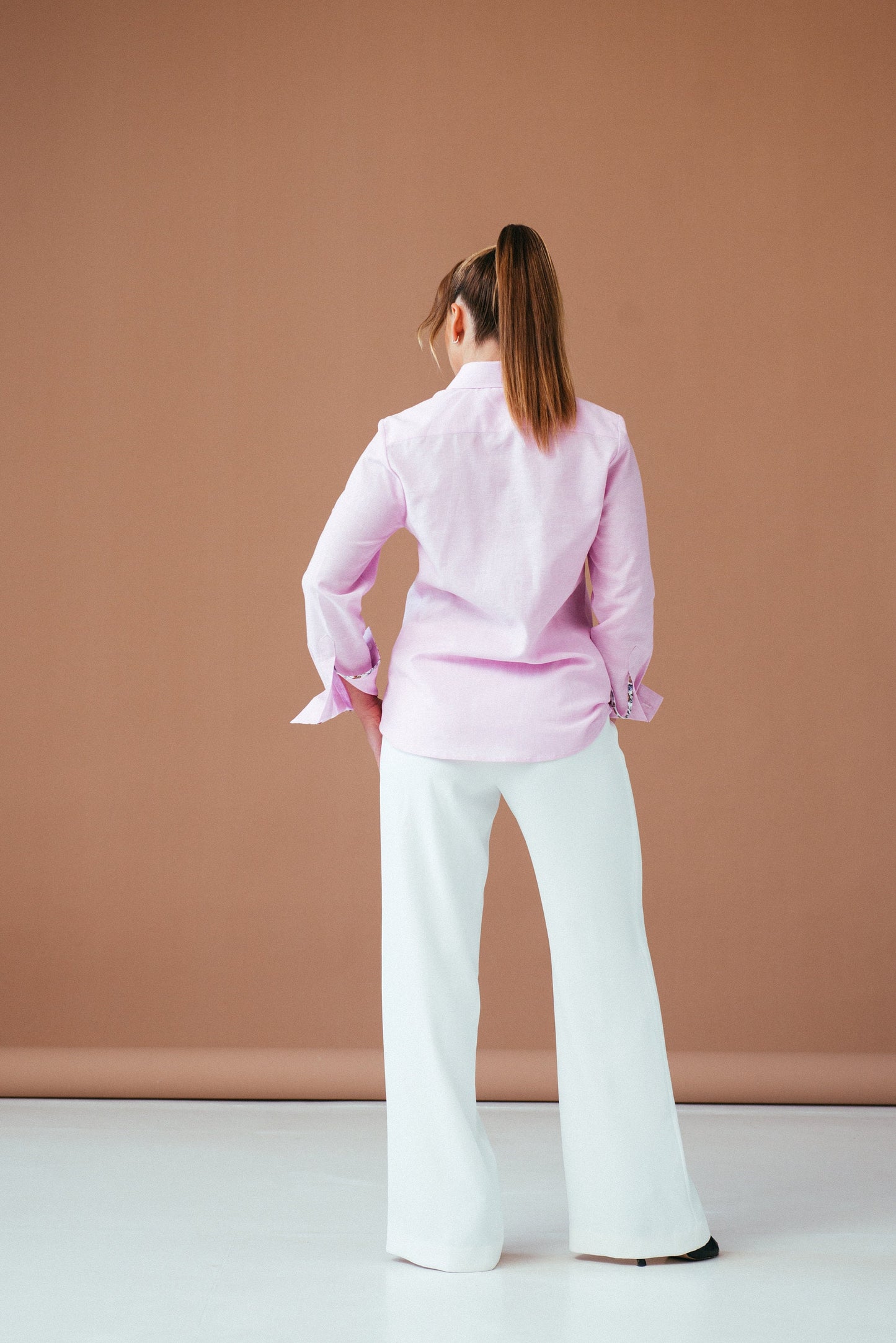 Pink Linen Cotton Button-Down Shirt: Floral Accents, Summer Style
