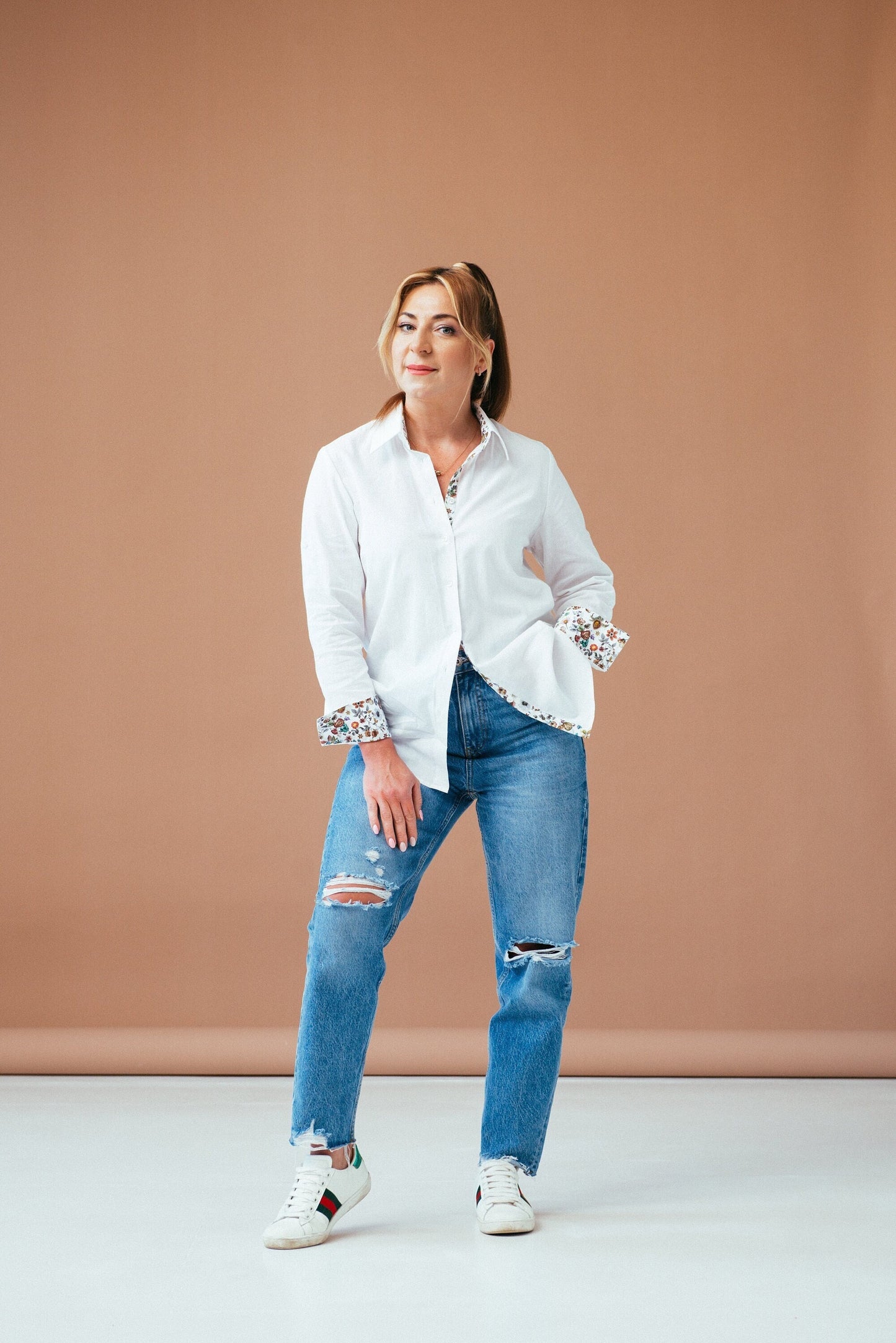 White Linen Cotton Blouse: Floral Accents, Convertible Sleeve