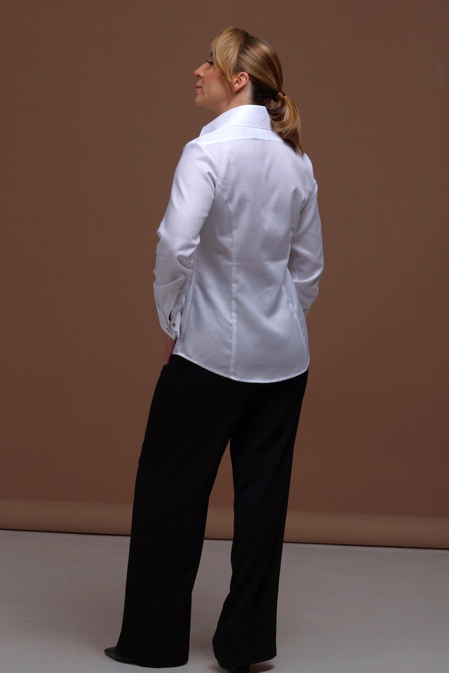 Non-Iron Oxford Women’s Shirt: French Cuff, High Collar