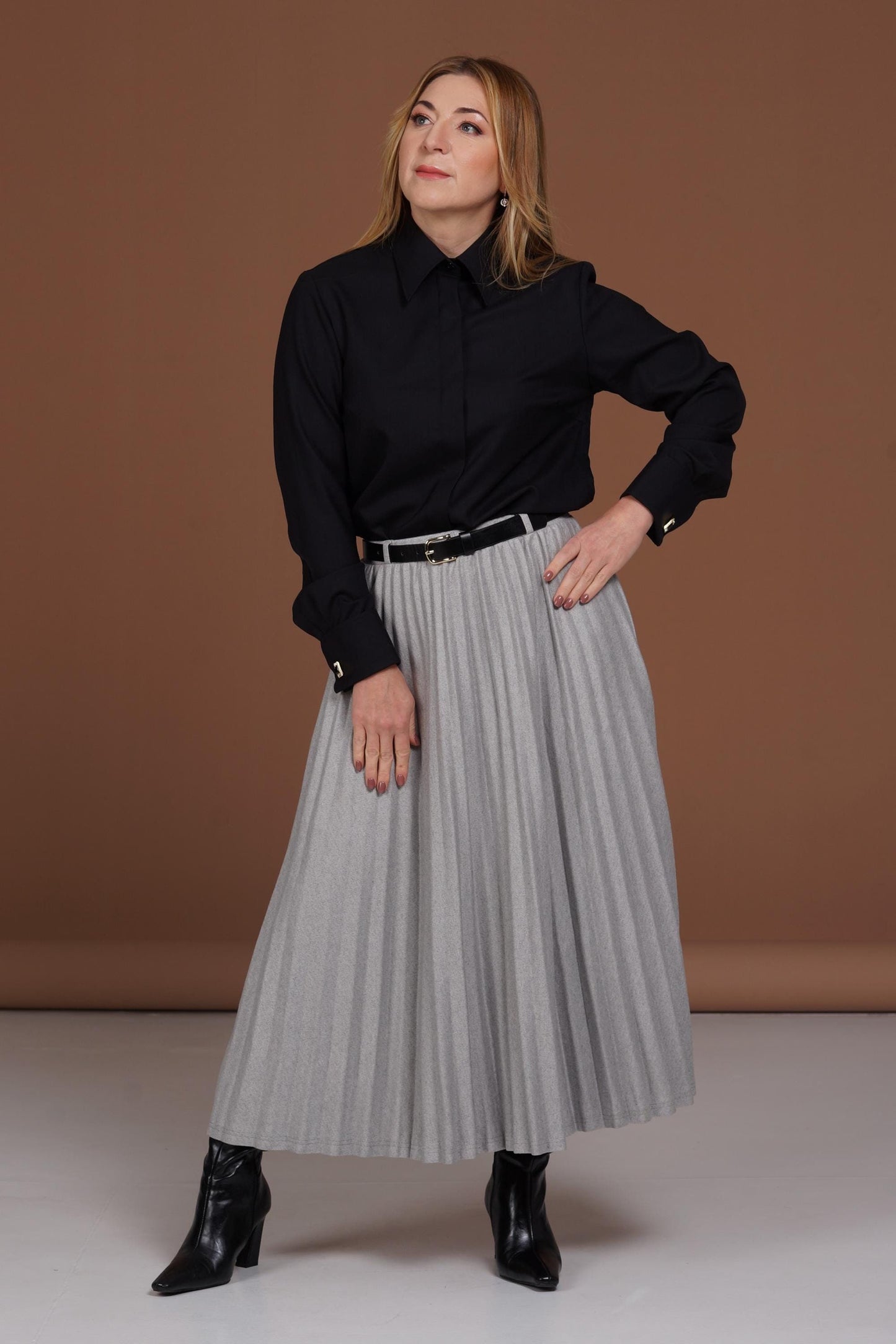 Merino Wool French Cuff Blouse: Elegant Black Button-Up Office Shirt