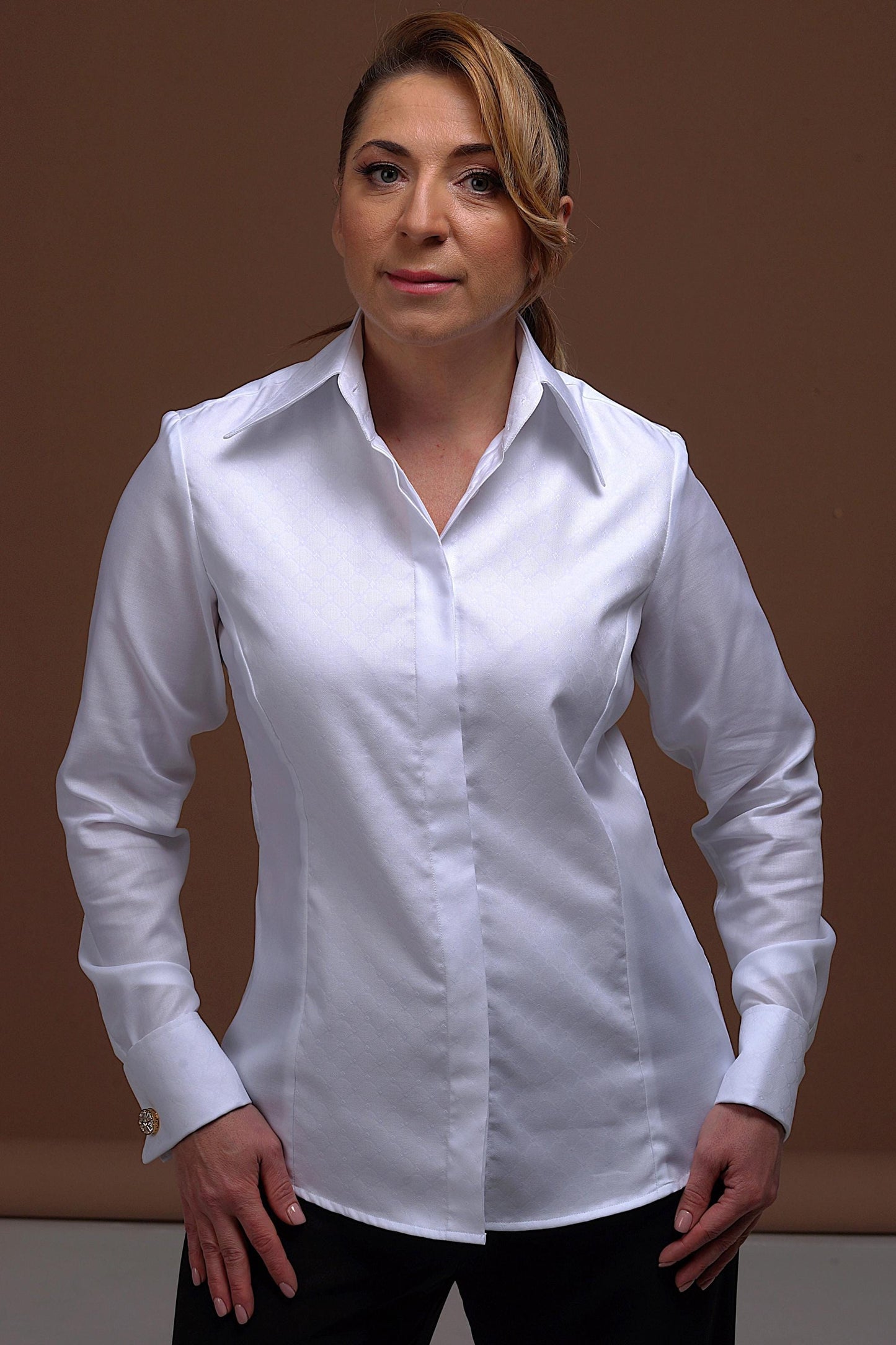 Non-Iron Oxford Women’s Shirt: French Cuff, High Collar