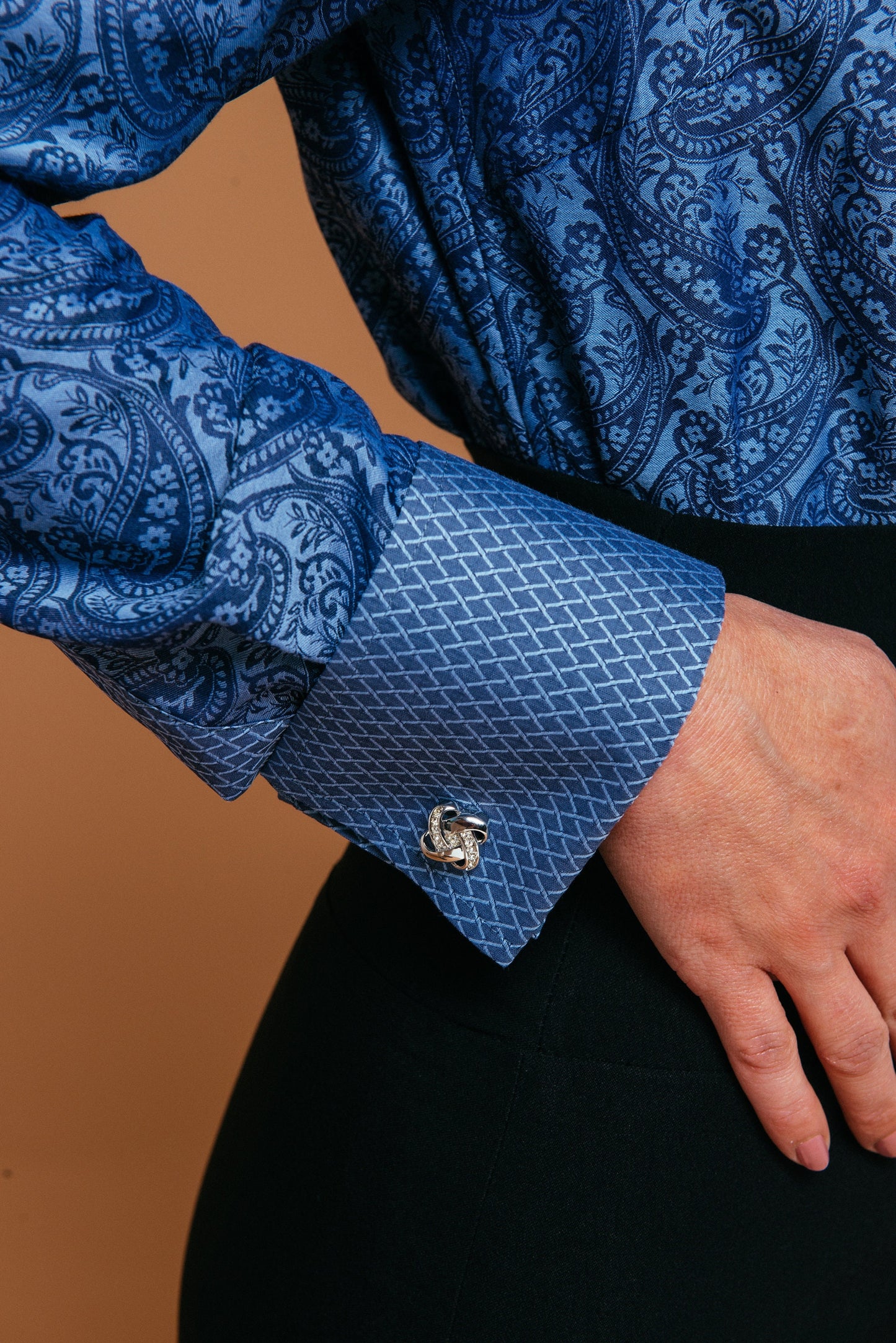 Blue Paisley French Cuff Shirt: Elegant Cotton Blouse